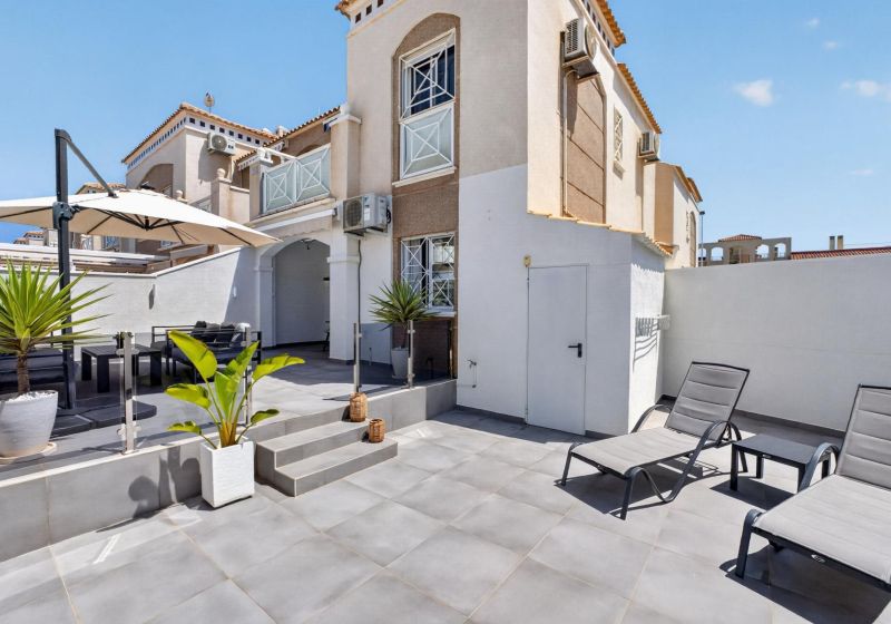 Ground floor - Resale - Torrevieja - Altos de La Bahía