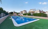 Resale - Bungalow - Torrevieja - Los Altos