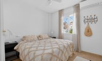 Resale - Ground floor - Torrevieja - Altos de La Bahía